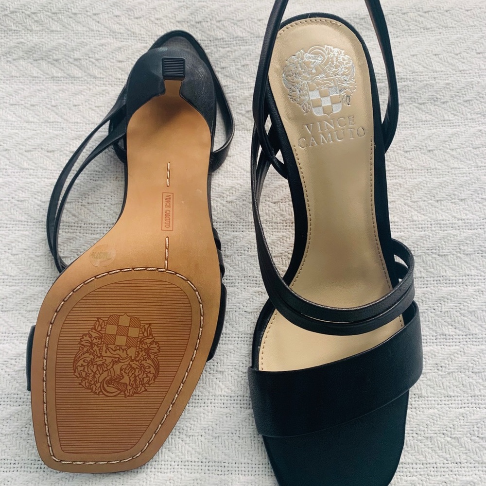Vince Camuto heel